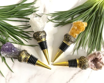 Crystal Wine Bottle Stopper, Wine Lover's Gift, Gold, Barware, Bar Cart Accessories, Healing Crystals