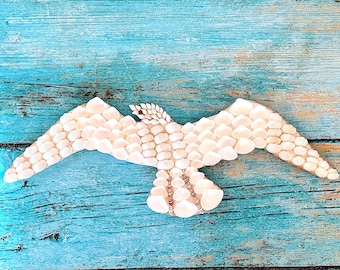 Wall Decor Seashell Bird, Shell Wall Art, Seagull Wall Hanging, Coastal Home Decor, Shell mosaic