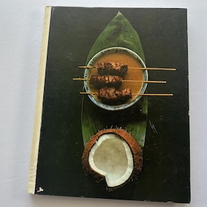 Vintage 70s Cookbook, Foods of the World: Pacific and Southeast Asian Cooking, Asian Recipes, Retro Cookbook, Antique Cookbook