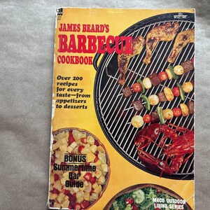 Vintage Cookbook James Beard&#39;s Barbecue Cookbook, Bonus Summertime Bar Guide, Retro 1960s Cookbook, Antique Cook Book