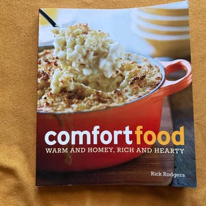 Vintage Cookbook, Comfort Food Warm and Homey, Rich and Hearty by Rick Rodgers, American Recipes, Retro Cookbook, Vintage Recipes