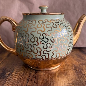 Vintage Green and Gold Tea Pot, Glazed Pottery Pistachio Green Teapot, Squiggles Glazed Brown Interior Vintage Table Ware