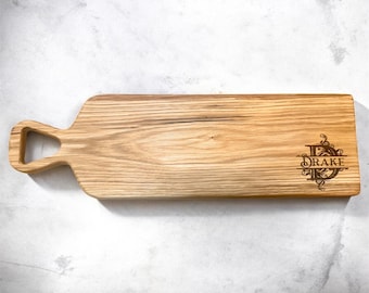 Handgemaakte charcuterieplank, vlees- en kaasplank op maat.