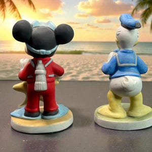 Vintage Disney Mickey Mouse & Donald Duck Beach Figurine Statues by Cherie Kalvin - With Box - Taiwan - immagine 2