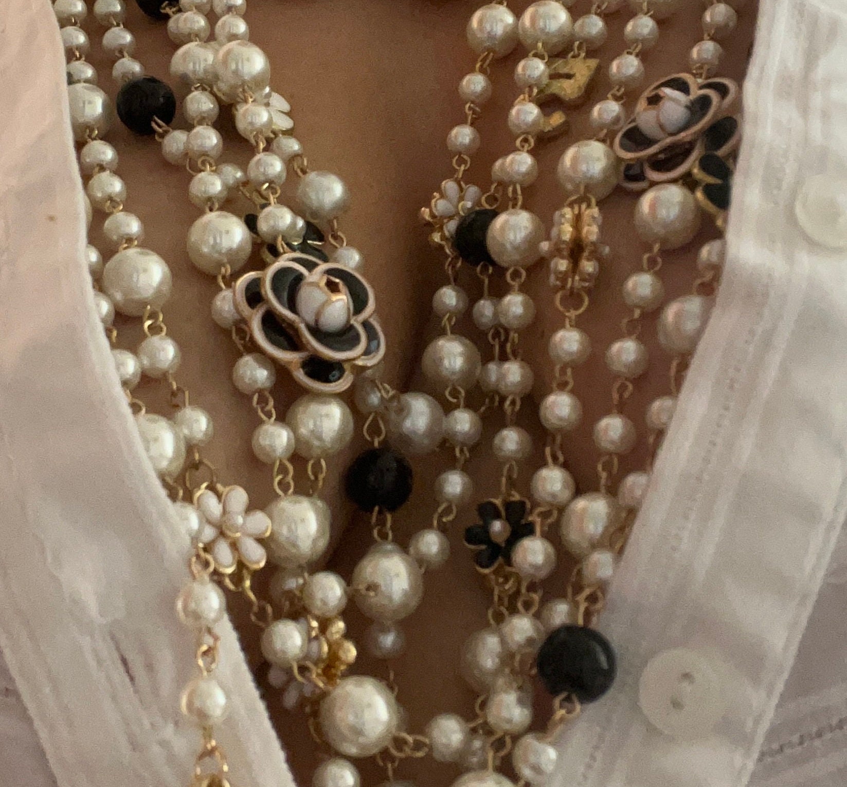 Chanel Vintage Pearl Drop Dangling Earrings For Sale at 1stDibs