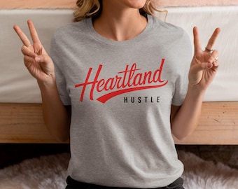 KC Heartland Hustle T-Shirt, Kansas City Midwest Pride T-Shirt, Hard Work Heimatstadt KC Top, Metro Motivation Vibes Shirt, Graues Unisex T-Shirt