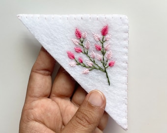 Handmade Floral Embroidered Corner Bookmark – Christmas Gift