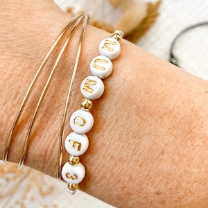 Verstellbares personalisiertes Perlenarmband mit Buchstaben – Weihnachtsgeschenkidee – Familie