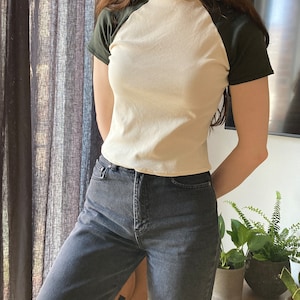 The "Aster" Tee | Stretchy raglan sleeve T-shirt PDF pattern | pdf printable sewing pattern image 5