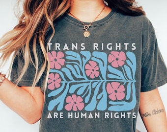 Maglietta Comfort Colors Trans Rights: maglietta Boho Floral Pride