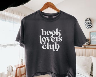 Comfort Colors 'Book Lovers Club' Retro Women's Boxy Crop Tee