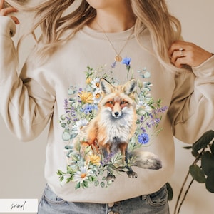 Painted Fox in Daisies Sweatshirt, Cottagecore Fox Lover Gift, Whimsical Nature Lover Sweatshirt, Wildlife Spring Floral Fox Lover Gift Idea