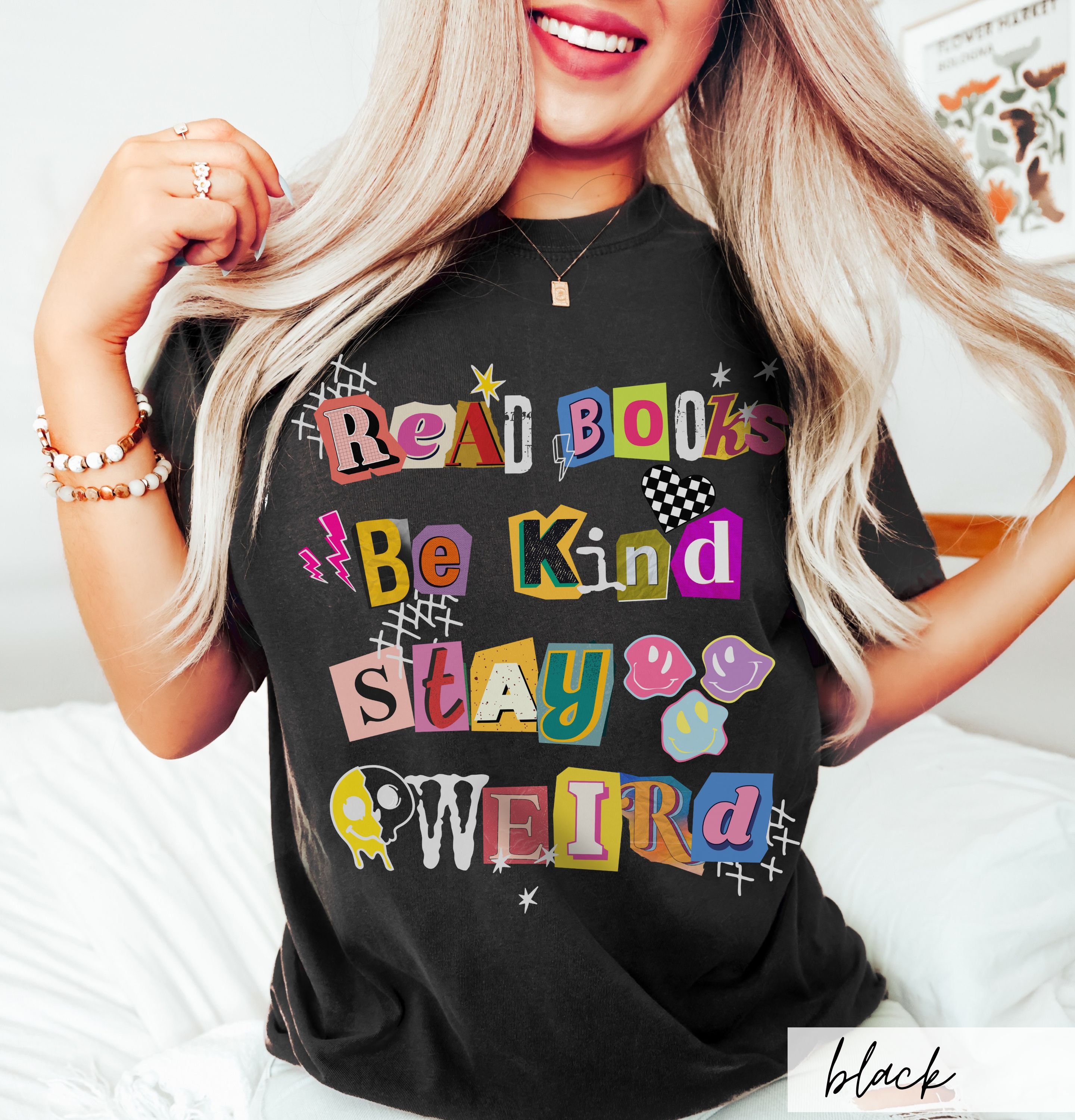 Funny Bookworm T-Shirt – 'Read Books Be Kind Stay Weird' Print Tee For Women – Librarian & Teacher Gift