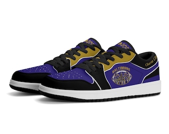 Schuhe für Fans des Baltimore Football Teams, lila-schwarz-goldene Sneaker für Damen und Herren, Charm City Football Kicks, Geschenkidee für Baltimore, Ausdruck des Stadtstolzes