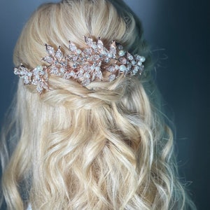 Floral Bridal Comb, Floral Wedding Hair Comb, Bridal Hair Comb, Floral Bridal Hair Accessory, Wedding Hair Accessory, Floral Comb