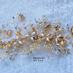 Floral Bridal Comb, Floral Wedding Hair Comb, Bridal Hair Comb, Floral Bridal Hair Accessory, Wedding Hair Accessory, Floral Comb, Crystal