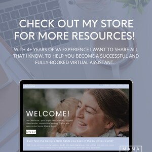 Pu&ograve; includere: Uno schermo di laptop che mostra un sito web con il testo "Benvenuti!" e "Sono Charlotte...la tua mano destra, la pi&ugrave; grande cheerleader, un'amica mamma di supporto e presto una guru dei social media." Il sito web ha anche il testo "Andiamo!" e "Ti sei mai sentito come se essere mamma ti tenesse indietro nel mondo degli affari?" Il sito web ha uno schema di colori rosa e bianco e una foto di una donna che sorride e abbraccia un bambino.