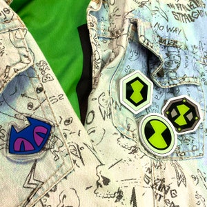 Pin clear acrylic white plastic Badge Brooch of your cartoon favorites 4cm - Ben 10