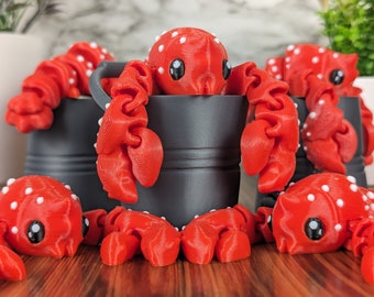 Lobster Fidget Toy with Bucket - Articulated 3D Print - Flexi Animal - Unique Desk Toy - Flexible Fun Animal