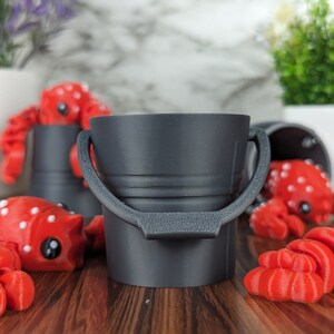 Lobster Fidget Toy with Bucket - Articulated 3D Print - Flexi Animal - Unique Desk Toy - Flexible Fun Animal image 6