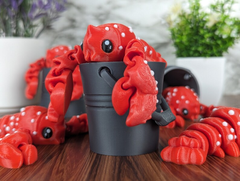 Lobster Fidget Toy with Bucket - Articulated 3D Print - Flexi Animal - Unique Desk Toy - Flexible Fun Animal image 8