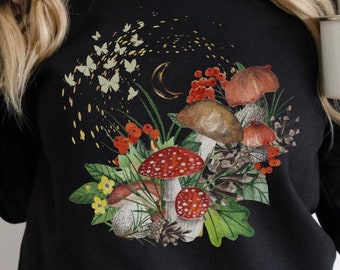 Mushroom Sweatshirt, Fairycore, Cottagecore Clothing, Magic Mushroom, Mushroom Crewneck, Mushroom Sweater, Mushroom Clothing