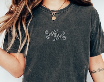 Cute Subtle Sapphic Shirt, Lesbian Scissors, Minimalist Queer T-shirt, Gay Clothing, Scissoring Tshirt, LGBTQ Pride, WLW, Comfort Colors Tee