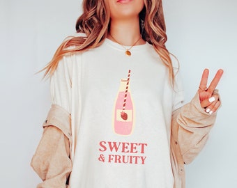 Kokette Lesben Shirt, süß und fruchtig, subtile sapphic Shirt, Freundin Geschenk