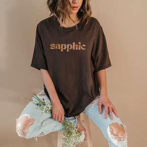 Retro Sapphic Shirt, Vintage Lesbian Hippie, Retro Font, 70&#39;s Sapphic Shirt, Boho Queer, LGBTQ, Gay Pride, Gift For Lesbian, Bohemian, WLW