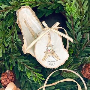 Hand-painted Eiffel Tower on Oyster Shell, Joyeux Noël, Ornament Keepsake Souvenir Gift for France