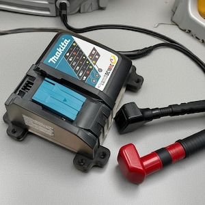 Makita DC18RC Wall Mount Bracket for Battery Charger | Makita Tool Charging Station Organizer | Garage Shop Wall Storage Holder