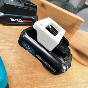 Makita 12V Battery Wall Mount | Li-ion Battery Holder | Tool Organization | Workshop Storage | Cordless Tool Accessory | Garage Tool Rack