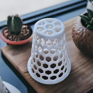 Hydroponic Net Pot | 2&quot; Plant Cultivation Cup | Aeroponic Growing Basket | Hexagon Design Mesh Pot | Indoor Gardening System Accessory