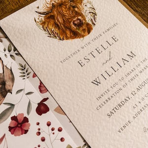 ÉCHANTILLON SEULEMENT * Papeterie de mariage Highland Cow, invitation, réservez la date, RSVP, rustique, pays, rural, agriculture, chasse, gibier à plumes écossais