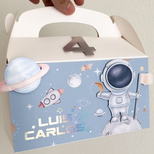 Space Party Box For Birthday, Astronaut Party Favor Box, Astronaut Box For Birthday Decoration, Space BirthdayTheme, Foil Astronaut Box