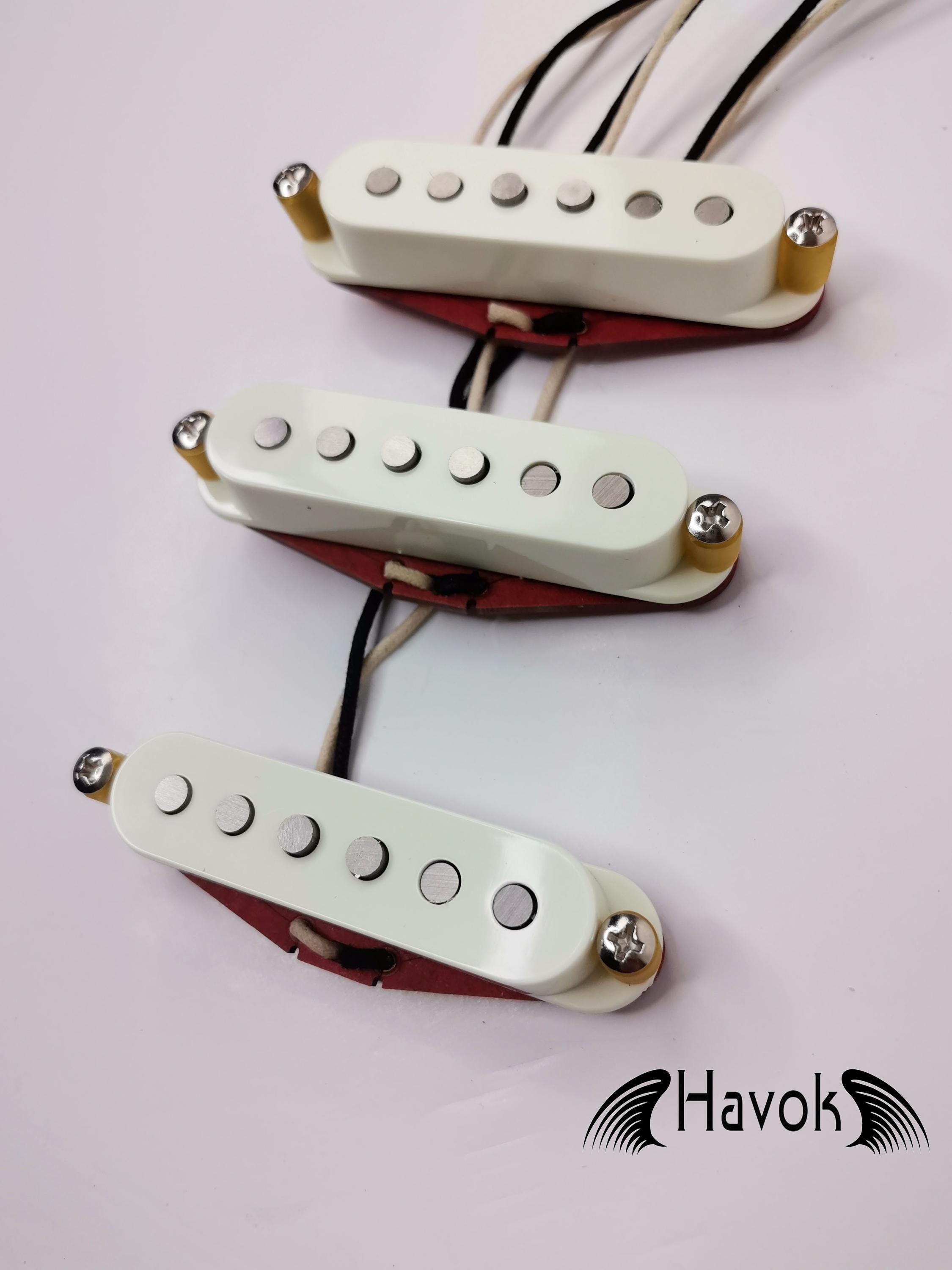Guitar Pickups SSS Single Coil Handwound Alnico 5 Magnets 42 Plain