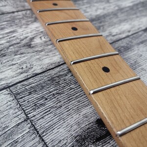 Roasted Maple Electric Guitar Neck, 22 Jumbo Stainless Steel Frets image 7