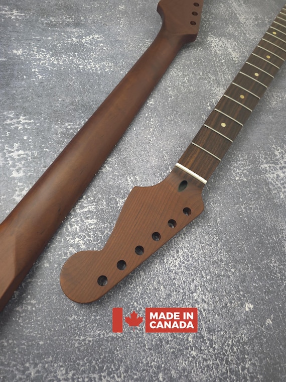 Warmothネックfender japanボディ フレットレスベースOシリアル Warmothネックfender japanボディ フレットレスベースOシリアル