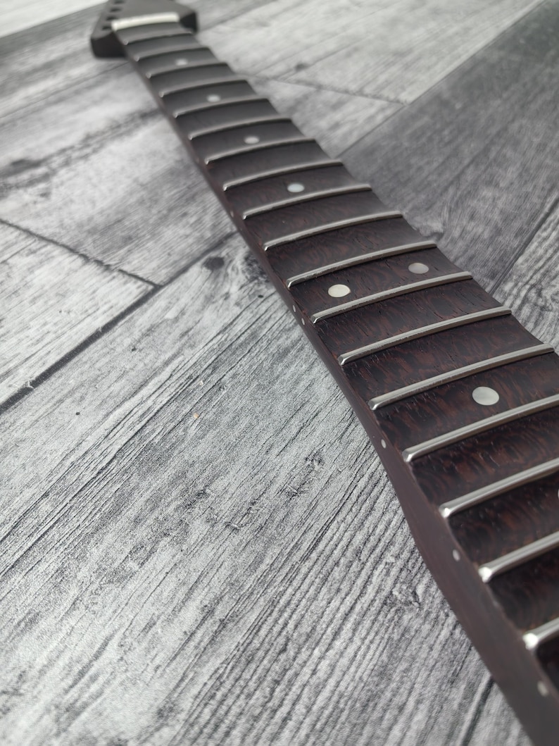 Scalloped S-Type Wenge-hals, S-Style ST-gitarr, rostfritt stål Jescar, 22 band i rostfritt stål, elgitarrhals bild 9