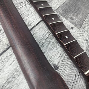 Scalloped S-Type Wenge-hals, S-Style ST-gitarr, rostfritt stål Jescar, 22 band i rostfritt stål, elgitarrhals bild 4