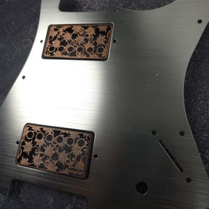 Blumen-Gold-Humbucker-Schild, Gitarren-Pickup-Abdeckungen Zahnradmuster für LP, High-End-Zubehör und Ersatz