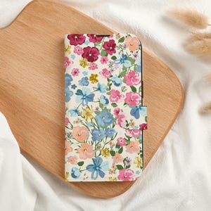 Floral Design Personalised Wallet Phone Case with Card Slot, Personalized Wallet Flip Phone Case for iPhone 15 14 13 Pro Max X XS