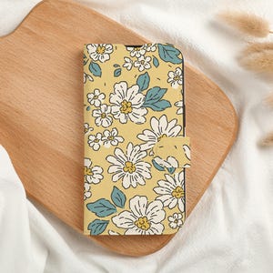 Cute Flower Personalised Wallet Phone Case with Card Slot, Personalized Wallet Flip Phone Case for iPhone 15 14 13 Pro Max X XS