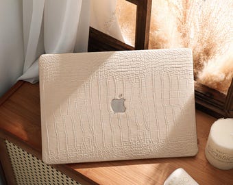 Beige Crocodile Leather Print MacBook Case for New MacBook Pro16 15 14 13 Macbook Air 15 14 13, A2337, A2338, 2025, 2024 Macbook A3434 Case