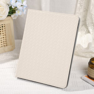 Gewebte Leder iPad Tasche in Milchig Beige mit Apple Pencil Halter, Für iPad 9/8, iPad Mini 5/6, iPad Pro 12.9 inch, iPad Air 4/5th, iPad 2019-2022