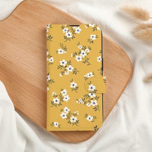 Floral Design Personalised Wallet Phone Case with Card Slot, Personalized Wallet Flip Phone Case for iPhone 15 14 13 Pro Max X XS