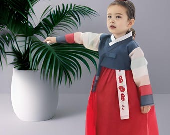 Age 10-11, Hanbok girl, Korean traditional costume for girls