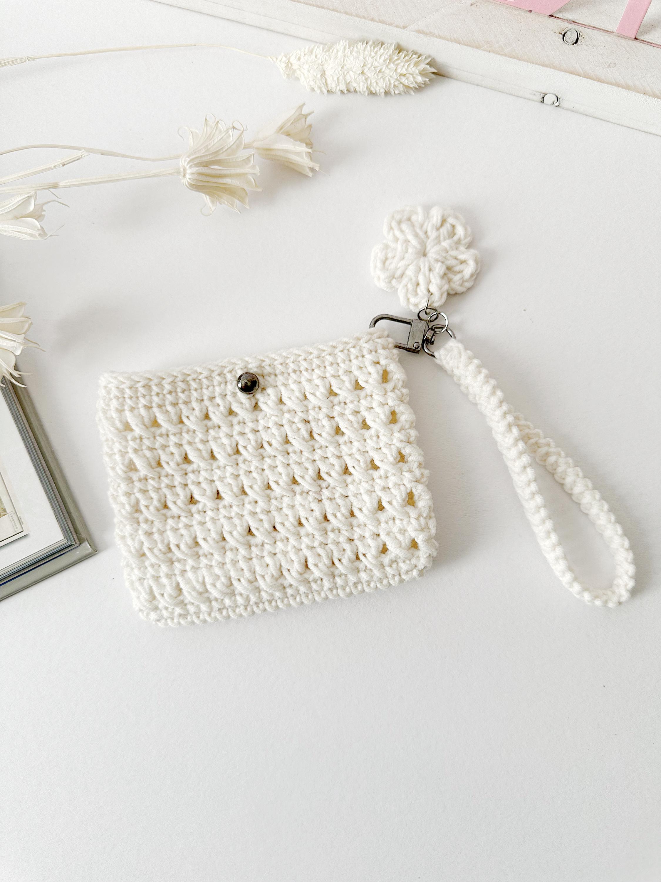 Studio Medium Wallet And Card Holder