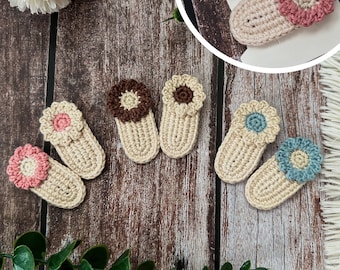 Set of 2 crochet hair clips handmade made clip for baby and toddler Floral crochet hair clip  Flower hair clip Crochet hair snap for kid