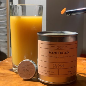 100% soy wax scented candle hand poured luxury candle
